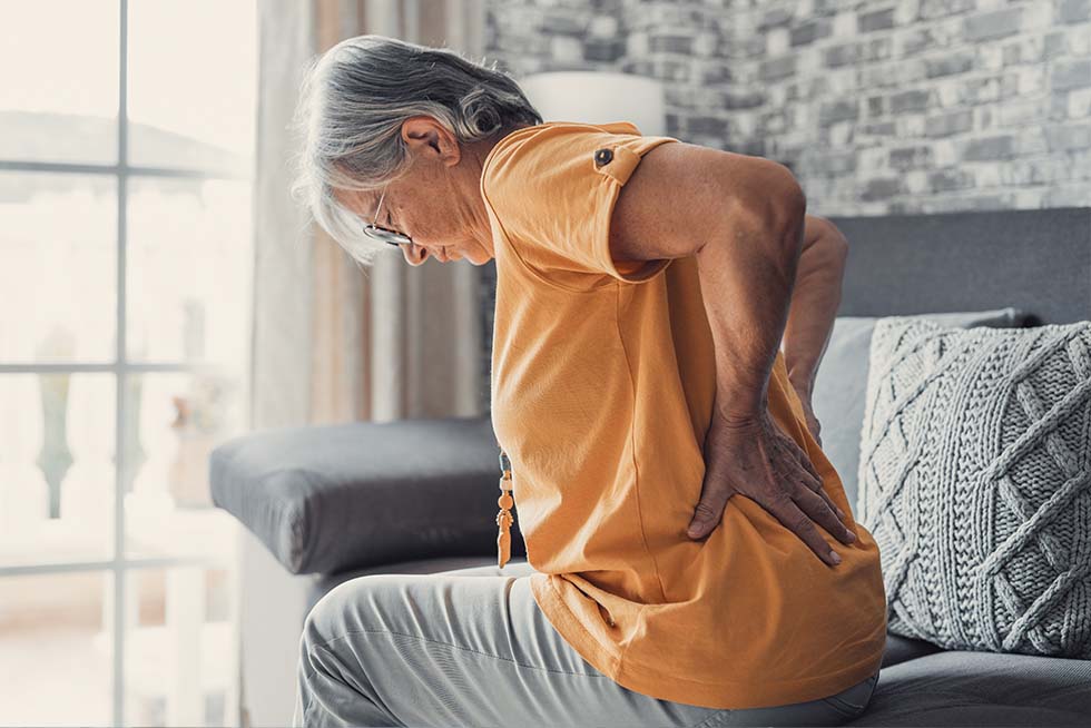 Development, Internal and External Validation of a Prognostic Model for Symptom Dissatisfaction Among Older Adults With a New Episode of Back Pain